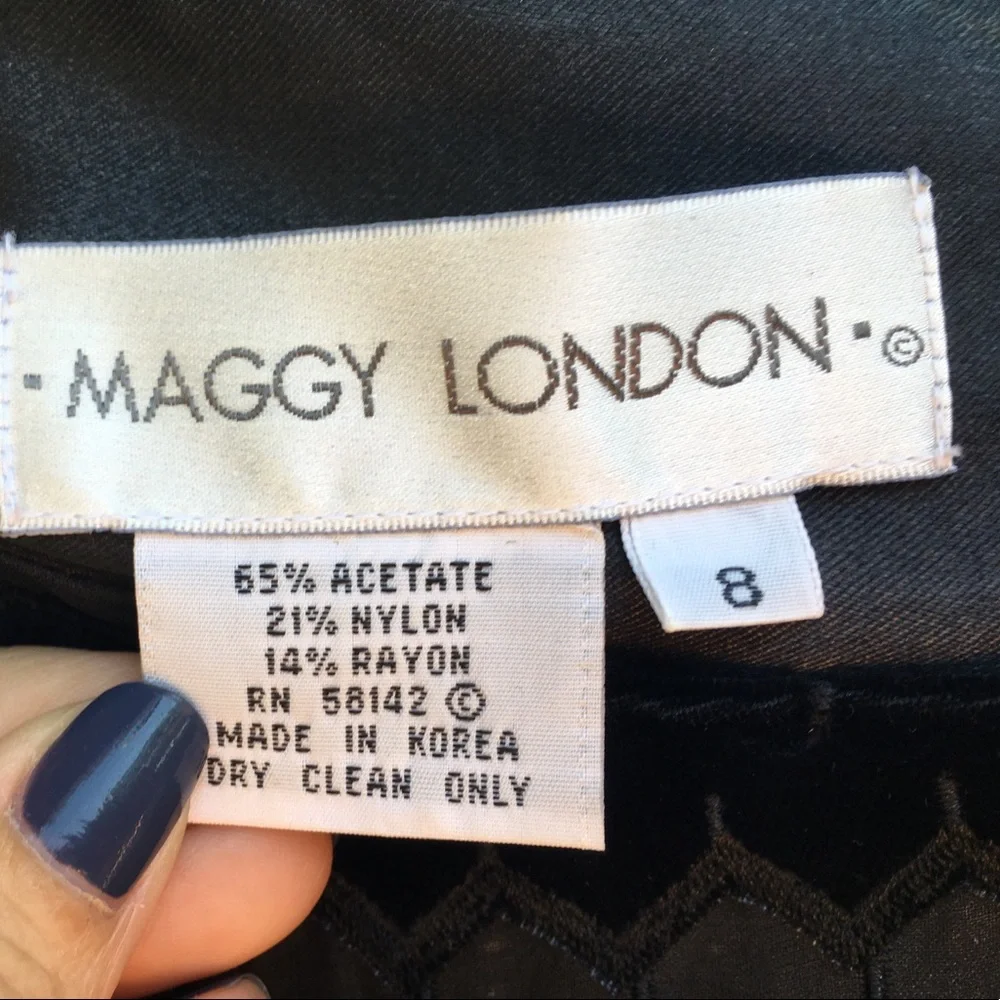 MAGGY LONDON Little Black Dress 🔥🔥🔥 8 - Picture 3 of 4